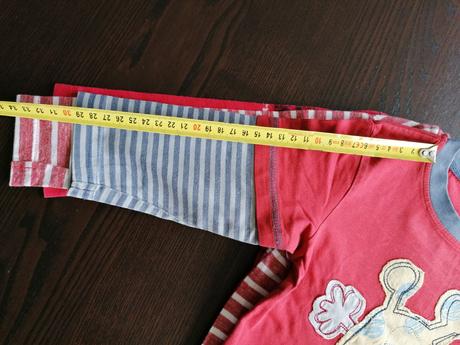 Červené tricka, 86