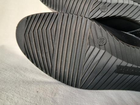 Elegantné kožené poltopánky, tamaris,38