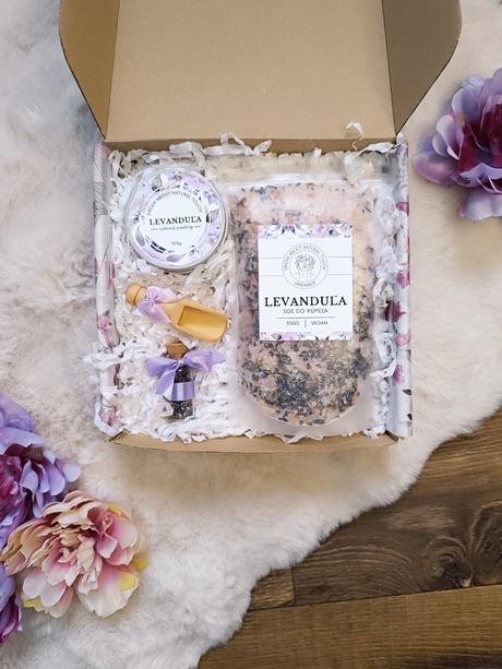 Handmade - set peeling a soľ do kúpeľa levanduľa, 