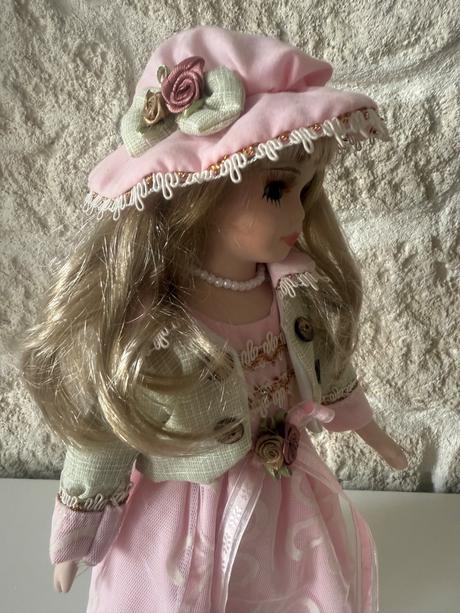 Porcelánova babika, 