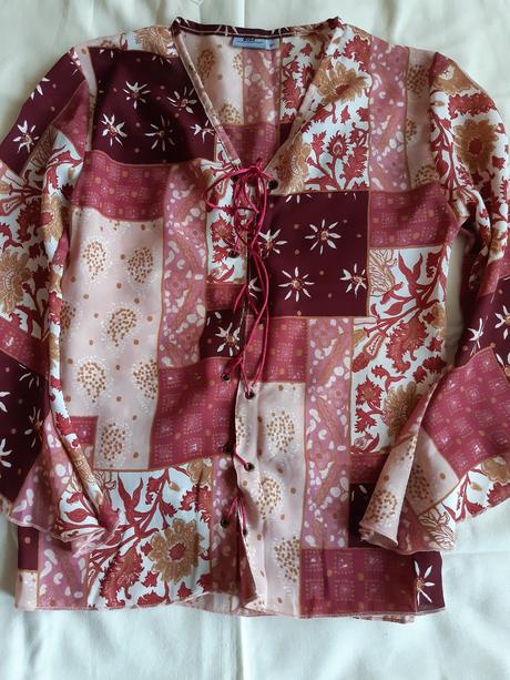 Súprava blúzka a sukňa, 158