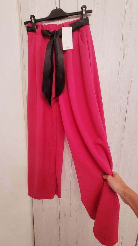 Rozšírené ružové nohavice. moderné. s,m,l., m