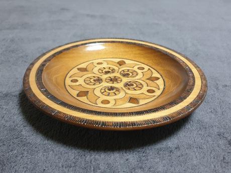 Drevený tanier, 