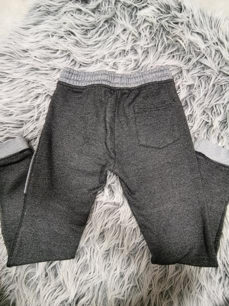 Šedé tepláky, pepco,140