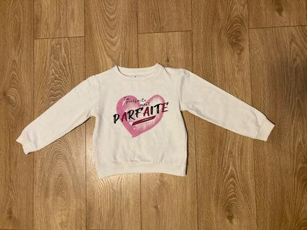 Nová dievčenská mikina, 116