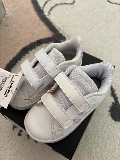 Tenisky, adidas,22