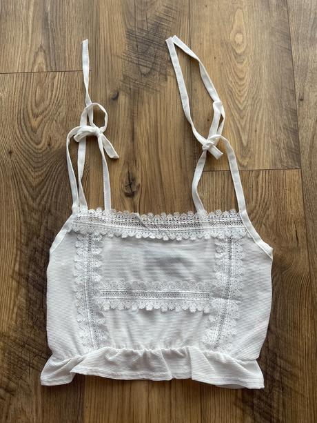 Crop top pretty little thing, m