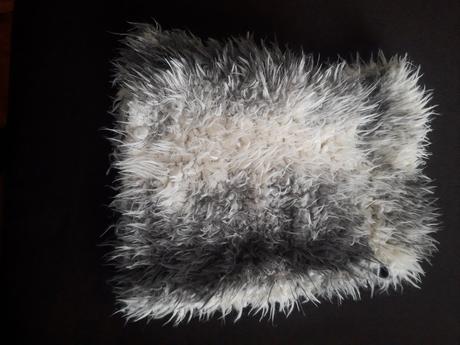 Dievčenská vesta, 98