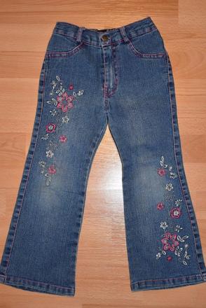 Rifle s aplikáciou kvietky, 104