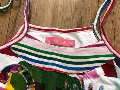 Dievcenske tielko desigual, desigual,146