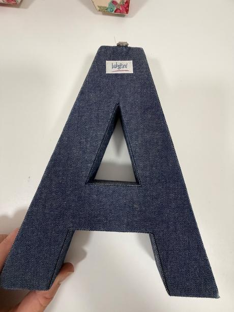 Dekoratívne 3d písmená na stenu carolina,