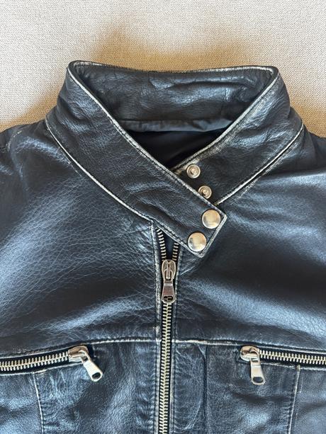 Dámska kožená bunda veľkosti s, s