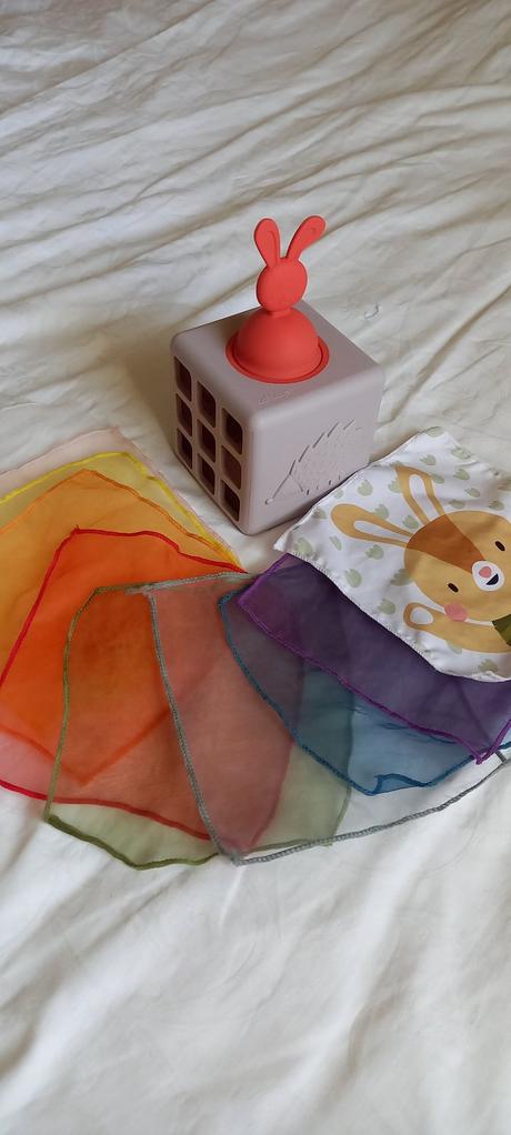 Taf toys box so šatkami, 