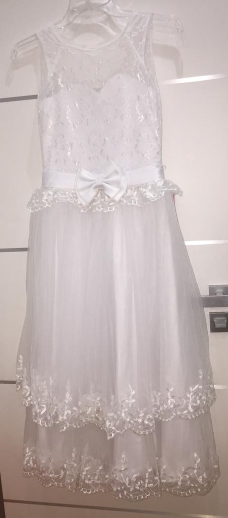 Slávnostné šaty, 134