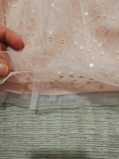 Slavnostne saticky, f&f,74