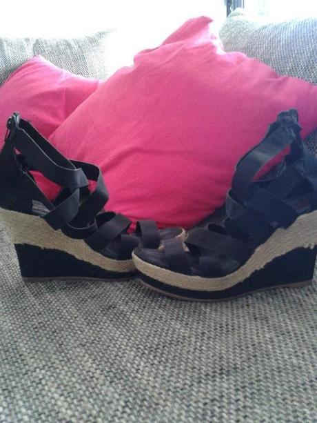 Remienkove platformy, 37