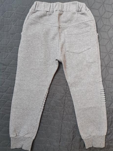 Tepláky č 110, 110