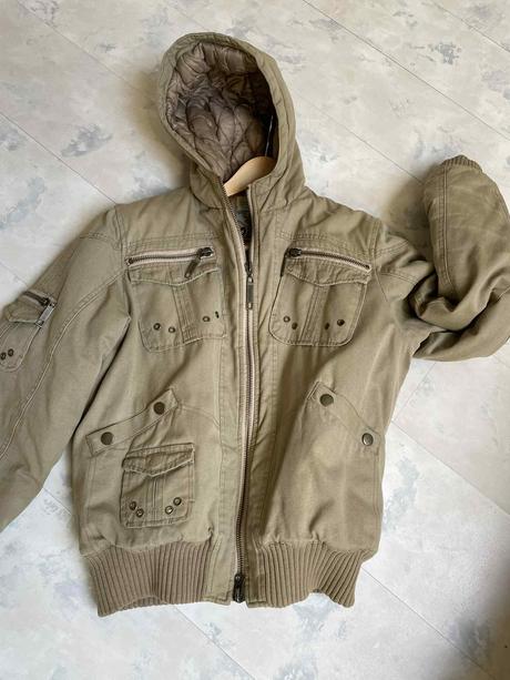 Teplá bunda do pásu, m