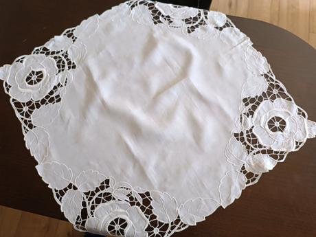 Obrus retro výšivka, 