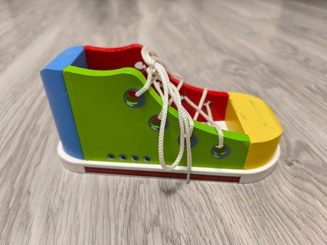 Topánka na učenie sa viazať šnúrky,