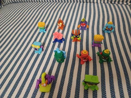 Postavičky superzings, 