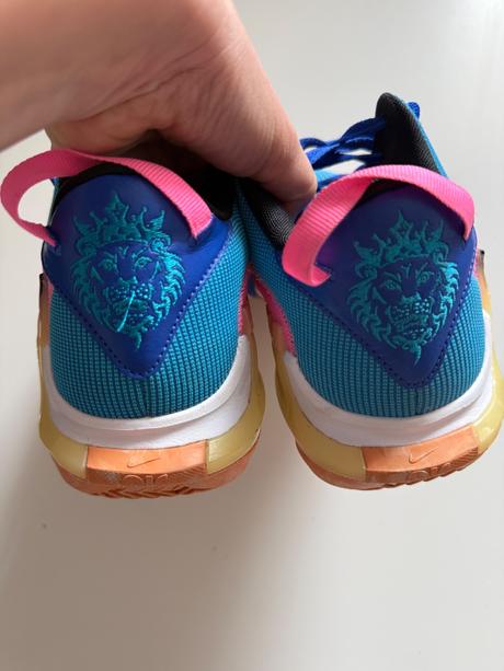 Nike pánske tenisky lebron wittness 42,5, nike,42