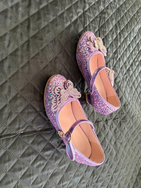 Lodicky ligotave na opatku pre malu princeznu, 32