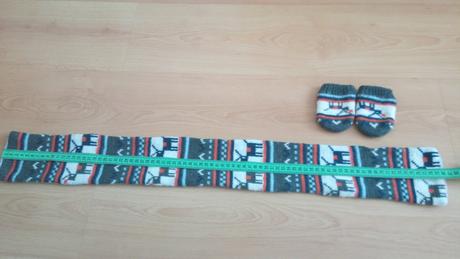 Komplet ( šálik + rukavice ), 74