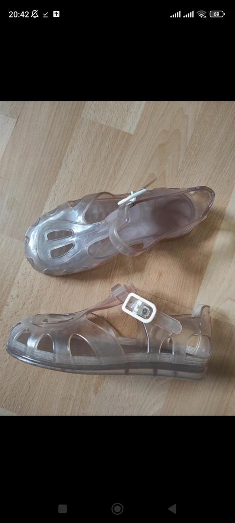 Topánky do vody, 28