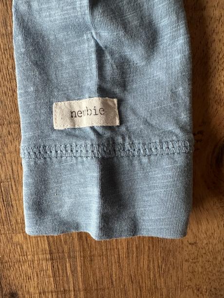 Svetrik a tričko newbie, 122–134