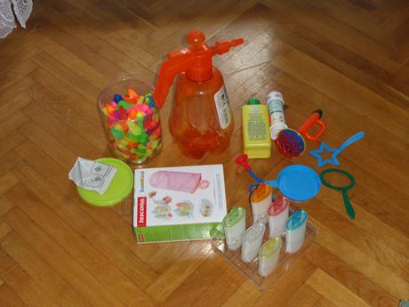 Veľkonočné vajíčka,hračky, 