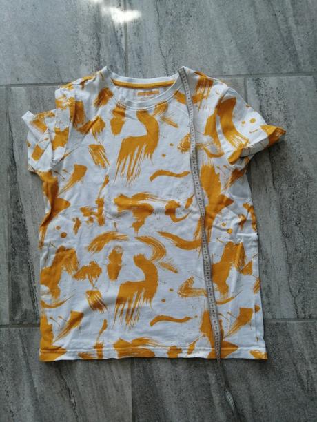 Veselé oranžovo biele tričko, v140-146, 140
