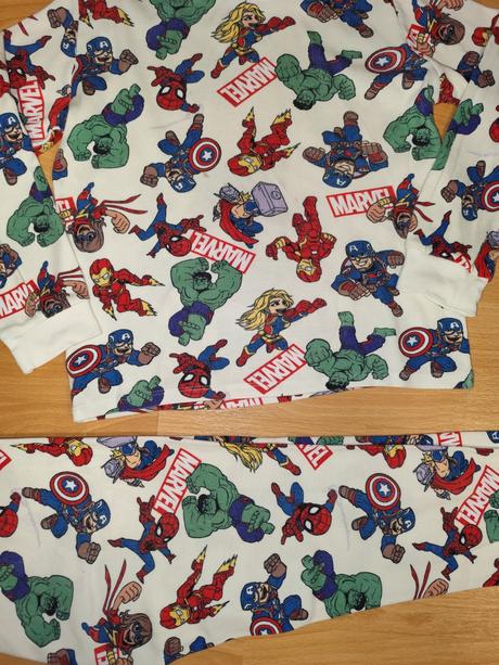 Pyzamo 122/128, h&m,122