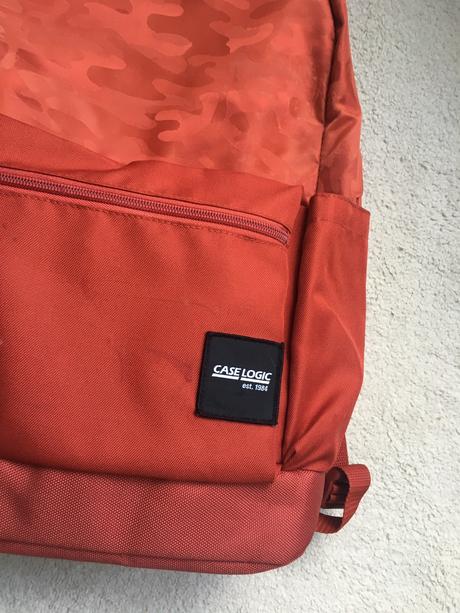 Škol.baťoh+kapsička +doska zn.case logic,