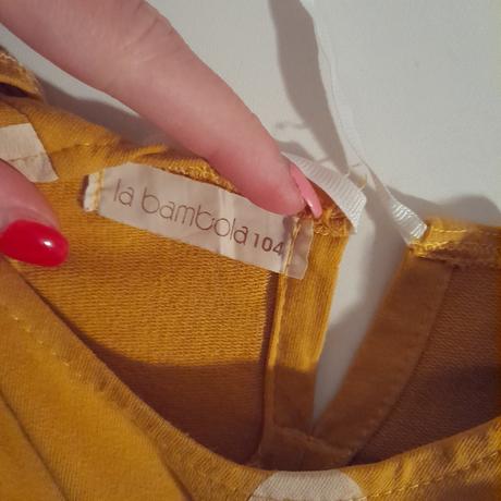 Dievčenské šaty, 104