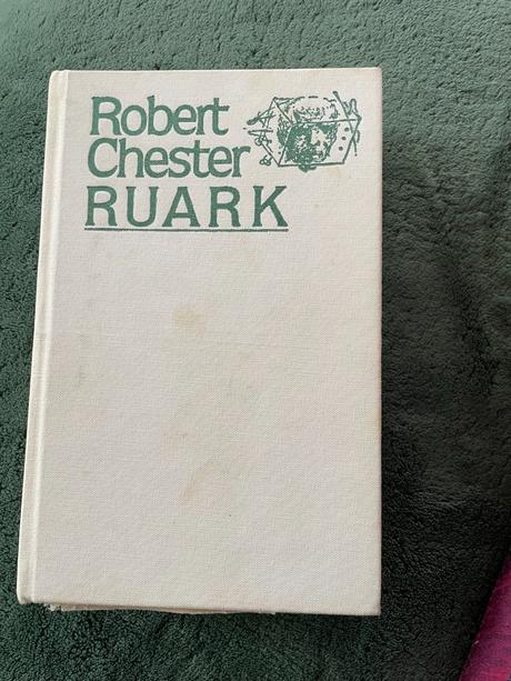 Ruark chester robert. medárky,
