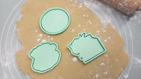 Romantic elegance - vykrajovačky v sete, 