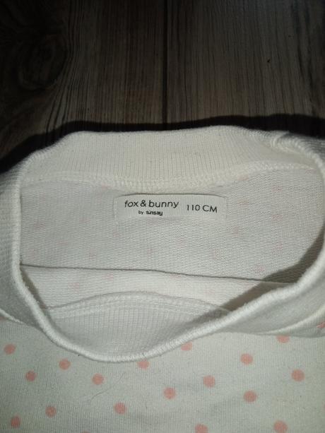 Mikina s bodkami, sinsay,110