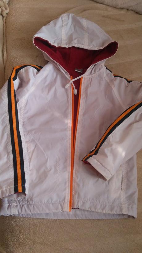 Vetrovka prechodna, 104