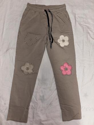 Hnedo-béžové nohavice s kvetinami, l