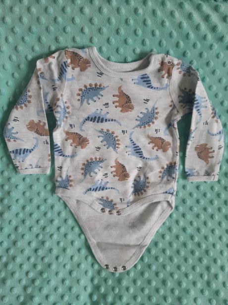 Balík oblečenia č.68, 68–80