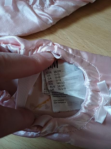 Šaty a balerinky na tanečnu, disney,128