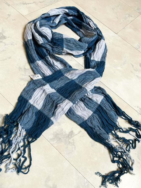 Šatka okolo krku, l