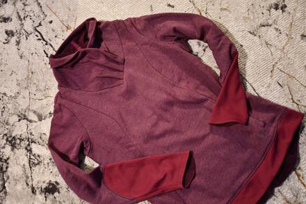 Mikina na turistiku, decathlon,s