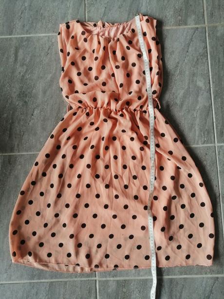 Lososovooranžové bodkované šaty v152-156,12-13r., 152