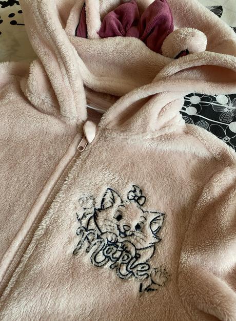 Teplá mikinka mačička marie v. 122, disney,122