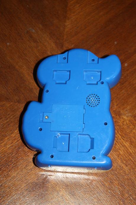 Psik chicco na postielku,