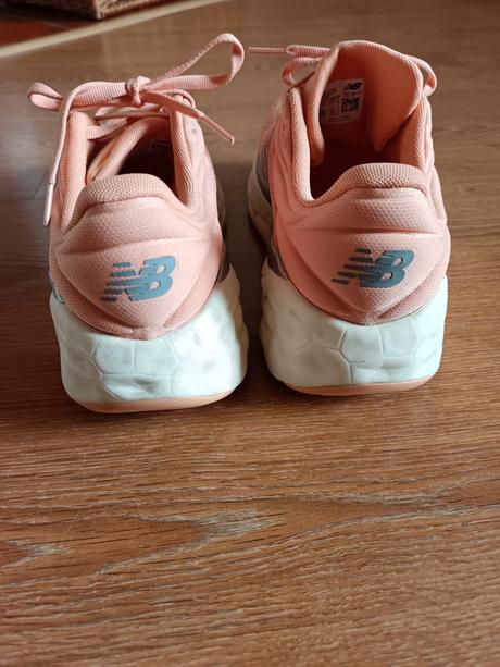 Bežecké tenisky, new balance,42