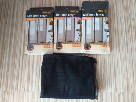 Sietka proti hmyzu na balkon, 