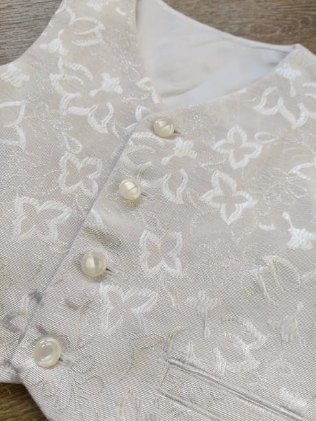 Slávnostný komplet, 92